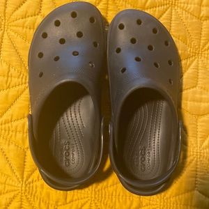 Black Crocs M7 W9